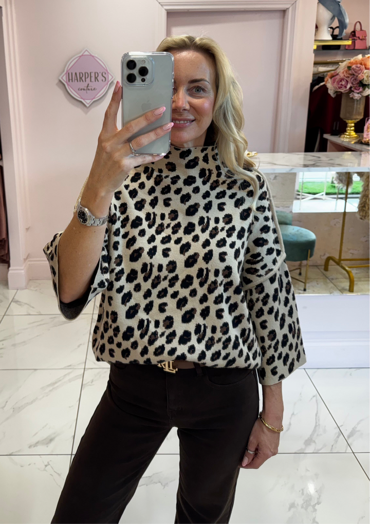 Leonie Leopard Short Sleeve Detail Soft Knit Jumper
