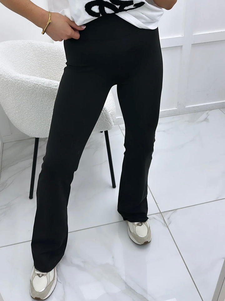 Lizzie Stretch Flare Leggings