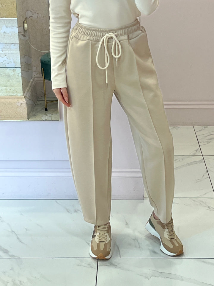 Evie Cream Super Soft Seam Front Tapered Trousers