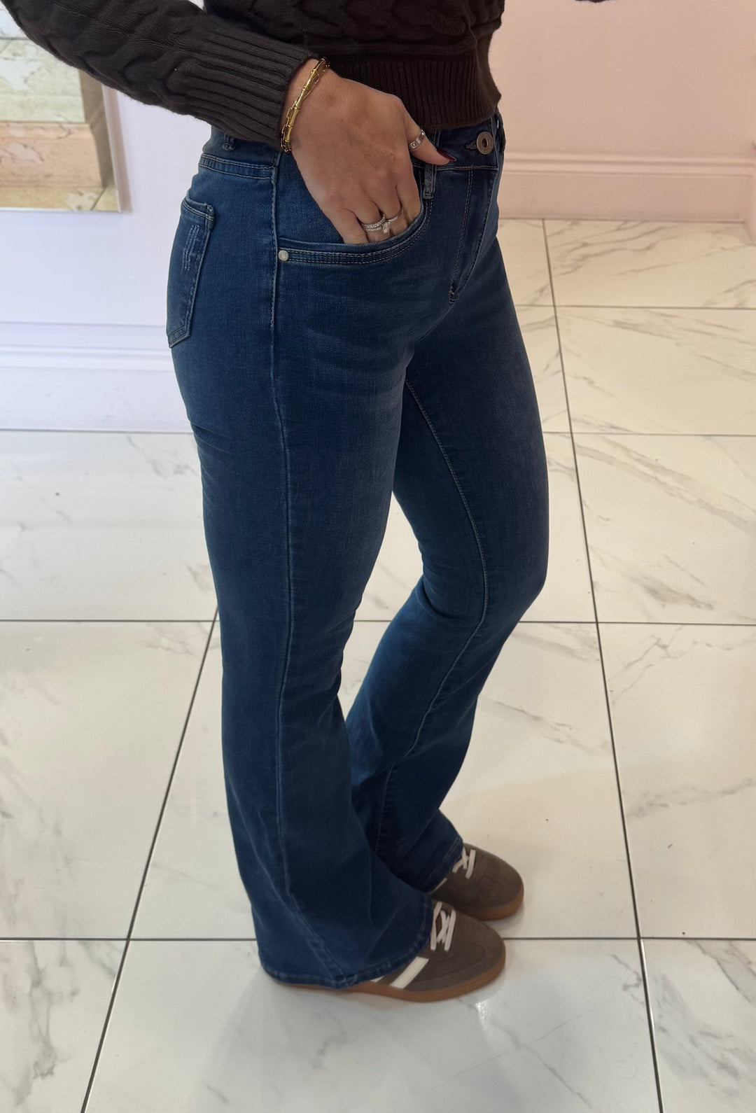 Amore Blue kick Flare Jeans