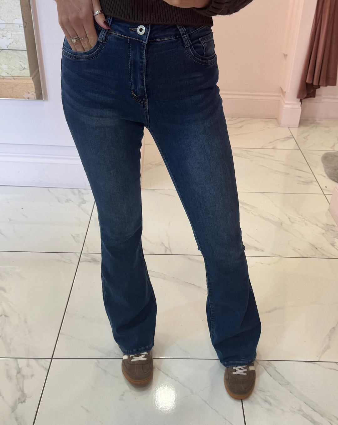Amore Blue kick Flare Jeans