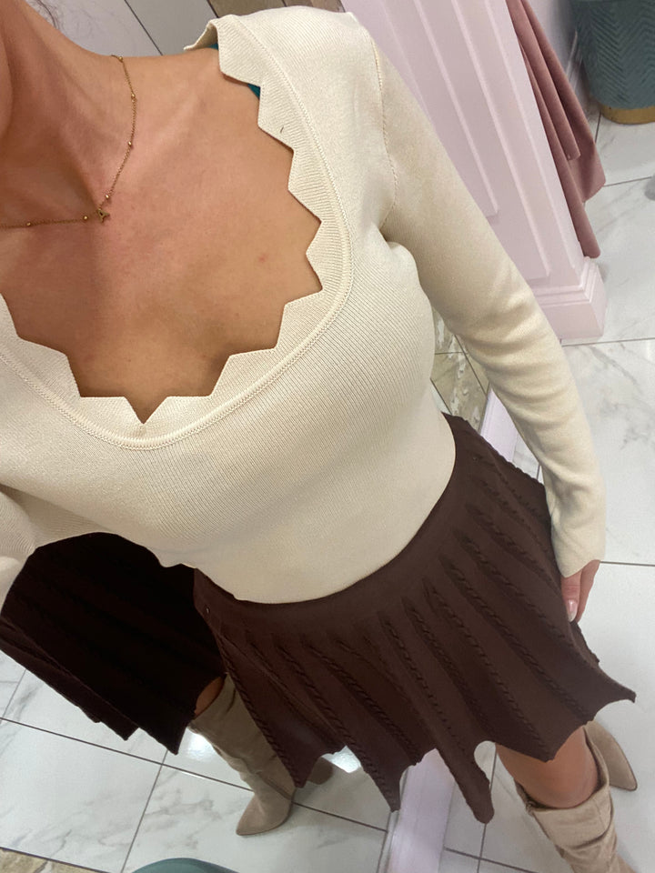 Zelda Scallop Edge Fine Knit Long Sleeve Top